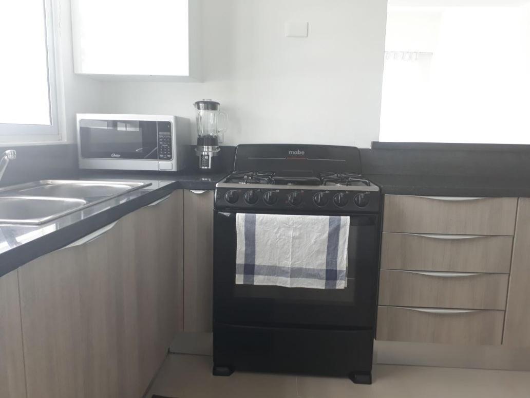Palmer Suites Los Prados Bagian luar foto